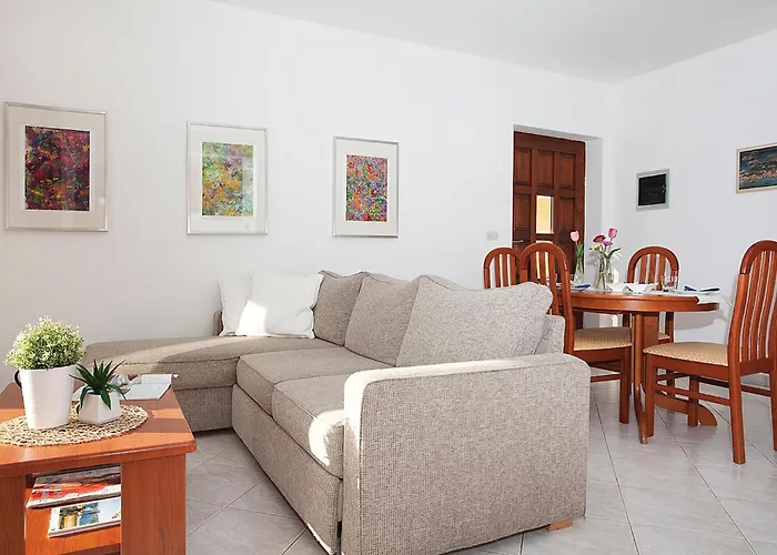 아파트 In With Wifi 라벡