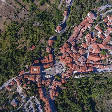 Apartment In With Wifi Rabac